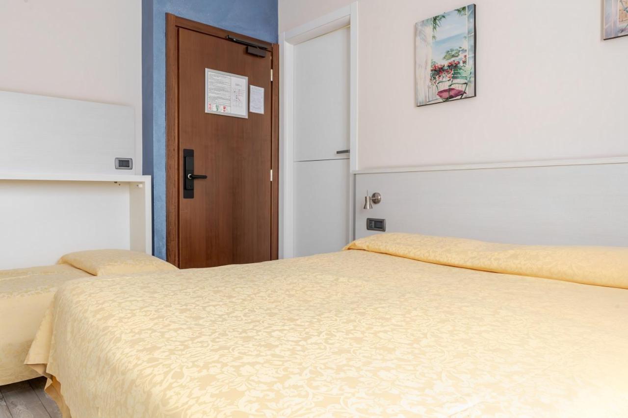 Hotel Posta - 3 Stars - Comfortable Stay In Ventimiglia Exterior photo