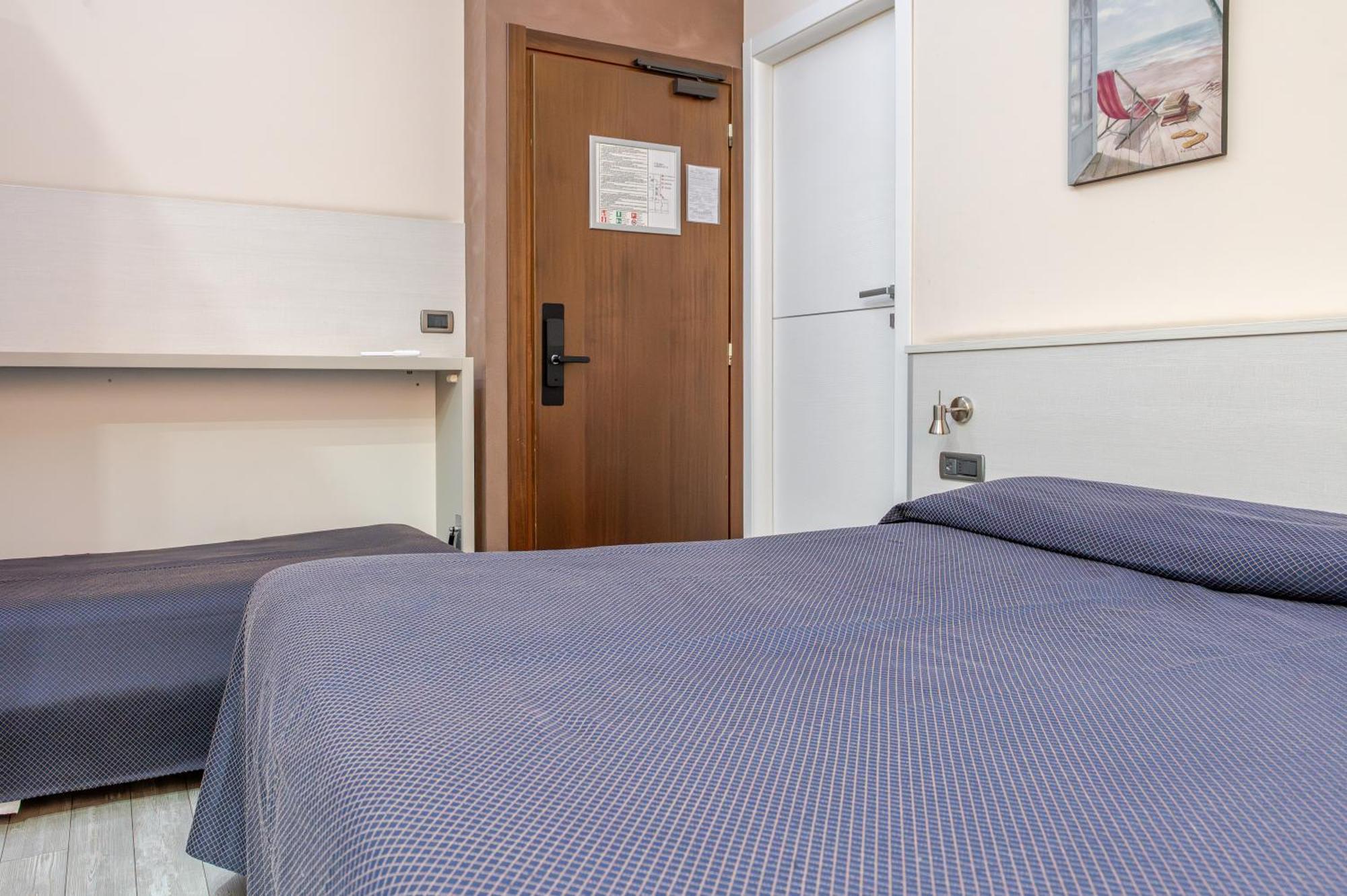 Hotel Posta - 3 Stars - Comfortable Stay In Ventimiglia Exterior photo